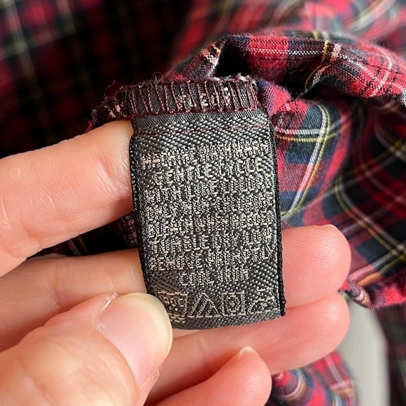 Van Heusen Men's Button Down Shirt L 16-16.5 Red Plaid Wrinkle Free Cotton Blend - Picture 6 of 7